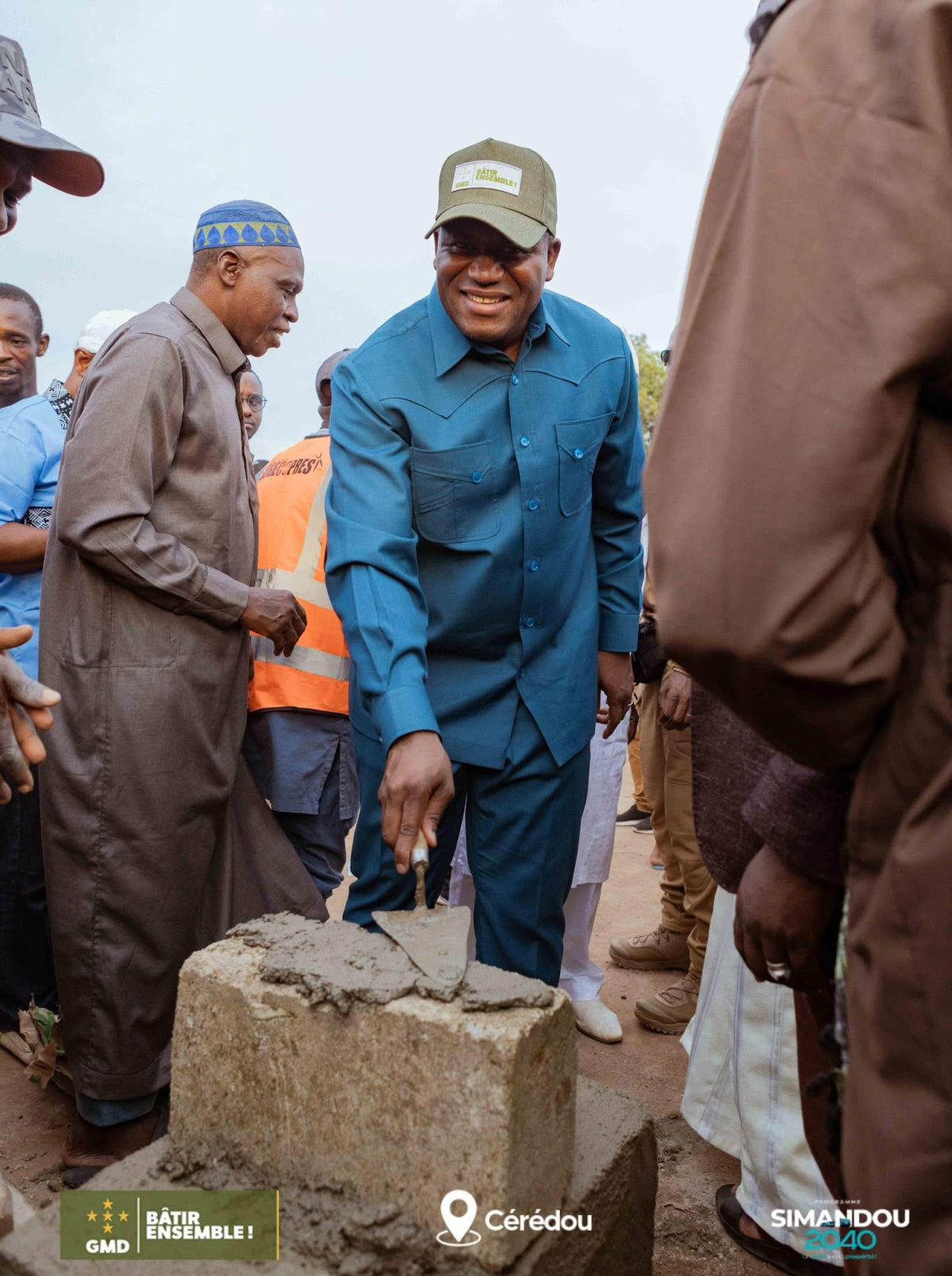 Sérédou : le Ministre Ismaël NABÉ pose la première pierre d’une école moderne multidisciplinaire