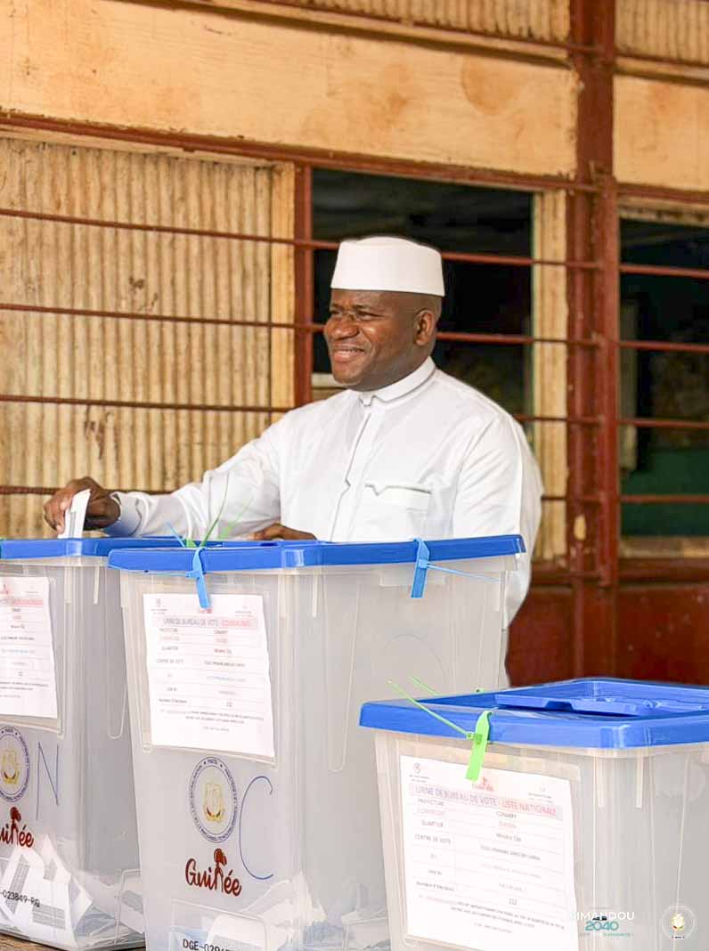 Elections législatives et communales 2026 : le Ministre Ismaël NABE accomplit son devoir civique et appelle à une forte mobilisation citoyenne pour consolider la démocratie guinéenne