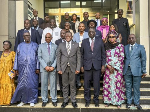 Coopération économique Guinée–Sénégal : le Ministre Ismaël NABE reçoit une délégation de la Chambre de Commerce de Dakar